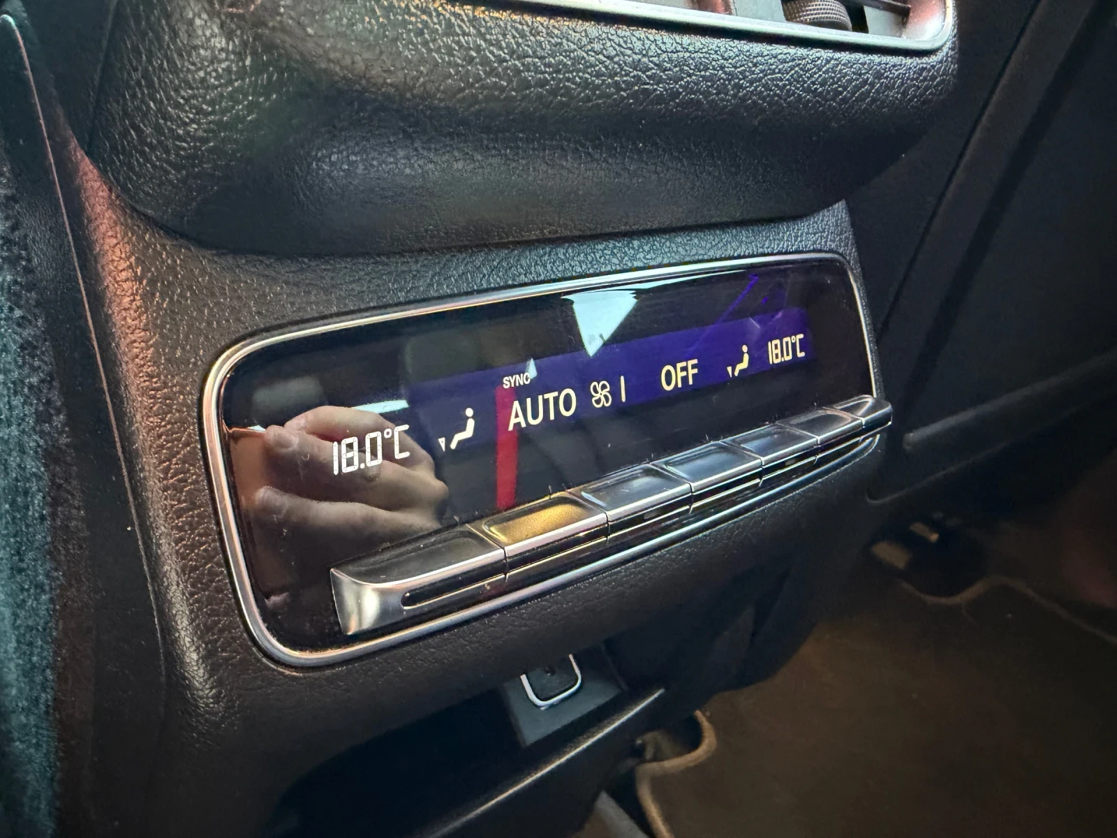 Mercedes-Benz GLE 400 COUPE* AMG* БАРТЕР, снимка 13 - Автомобили и джипове - 54222274