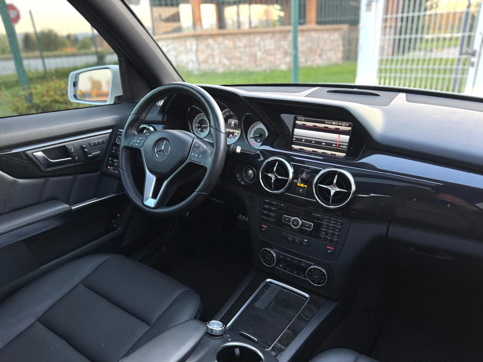Mercedes-Benz GLK, снимка 10 - Автомобили и джипове - 54425618