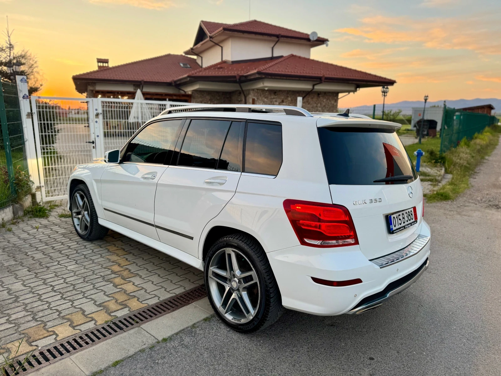 Mercedes-Benz GLK, снимка 7 - Автомобили и джипове - 54425618