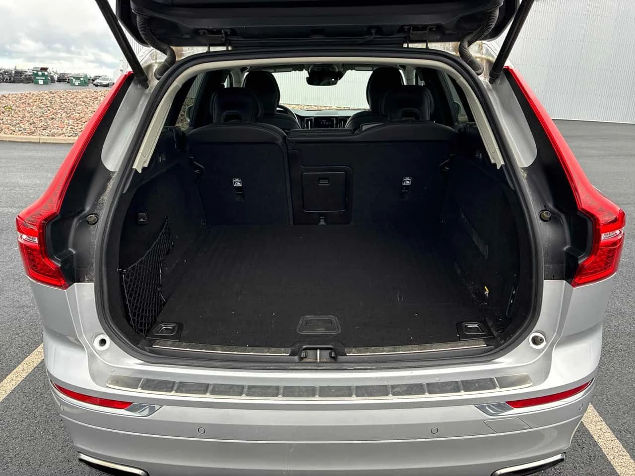 Volvo XC60 * Inscription * CARFAX * ЦЕНА ДО БГ, снимка 16 - Автомобили и джипове - 55493983
