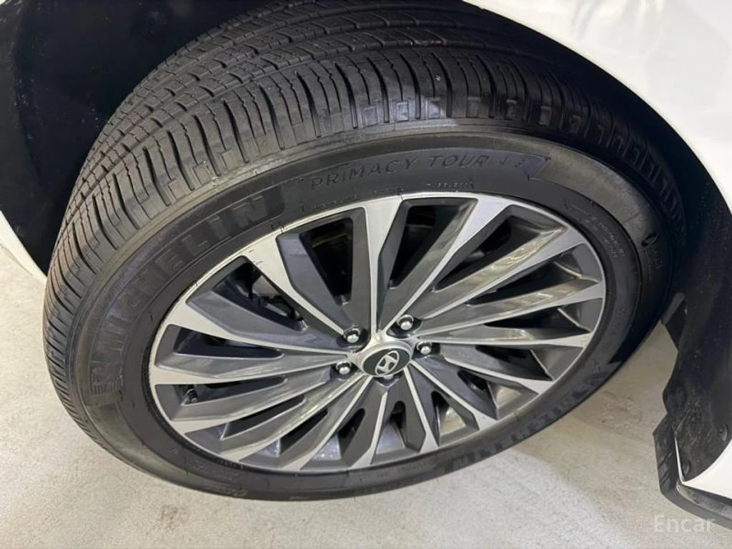 Hyundai Palisade Calligraphy* DISTRONIC* HEAD-UP* 360* МАСАЖ* , снимка 6 - Автомобили и джипове - 55652807