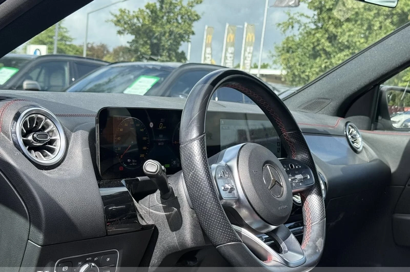 Mercedes-Benz EQA 250 AMG Line* Distronic* Camera, снимка 6 - Автомобили и джипове - 55986853