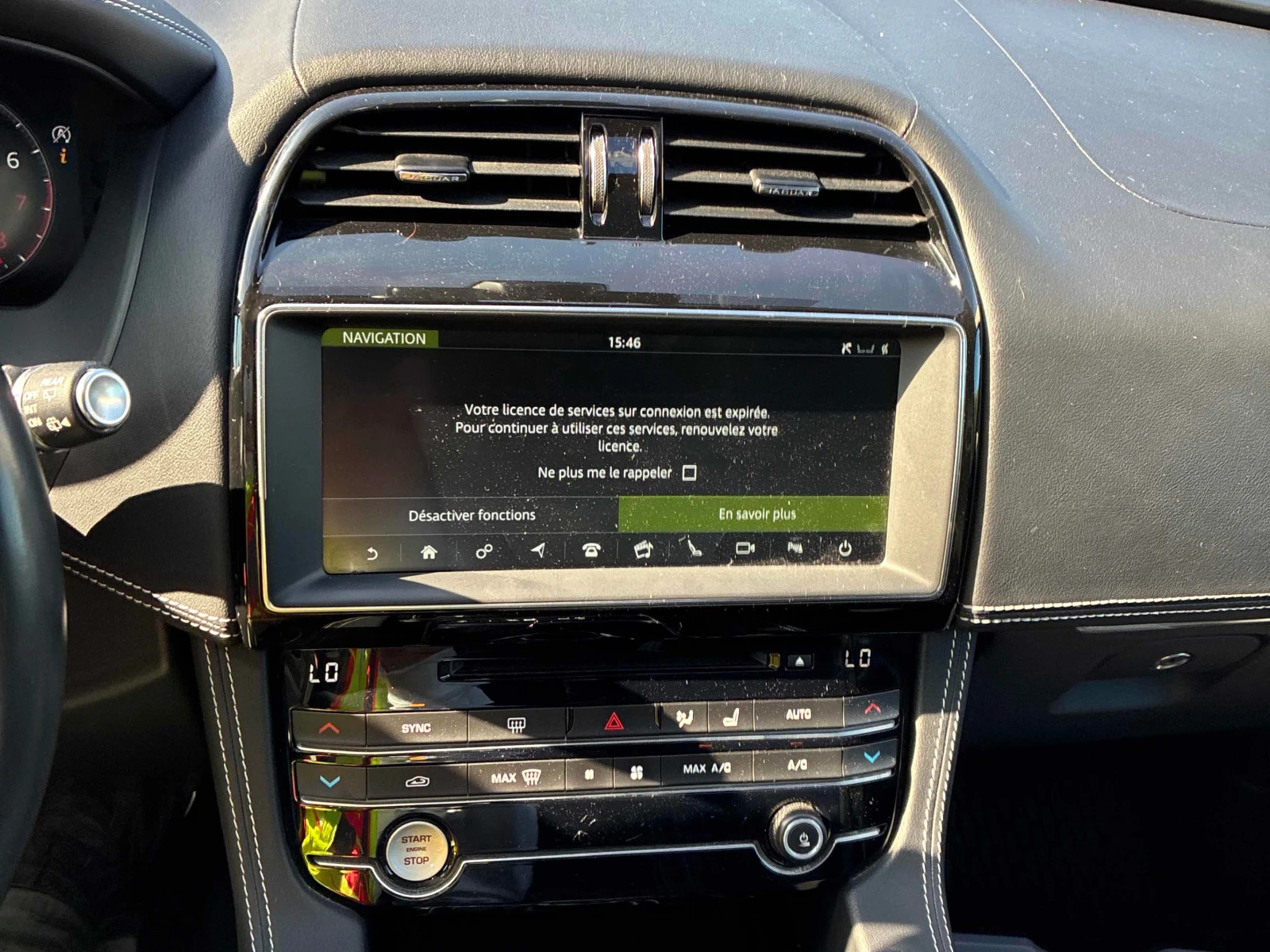 Jaguar F-PACE * 25t R Sport * CARFAX * , снимка 9 - Автомобили и джипове - 55993489