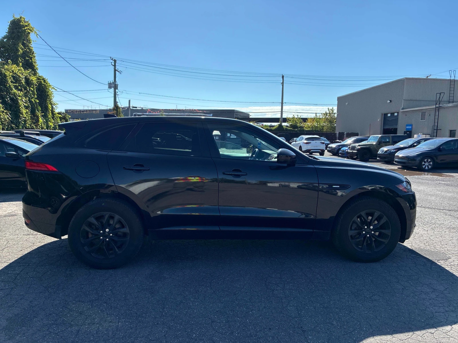 Jaguar F-PACE * 25t R Sport * CARFAX * , снимка 3 - Автомобили и джипове - 55993489