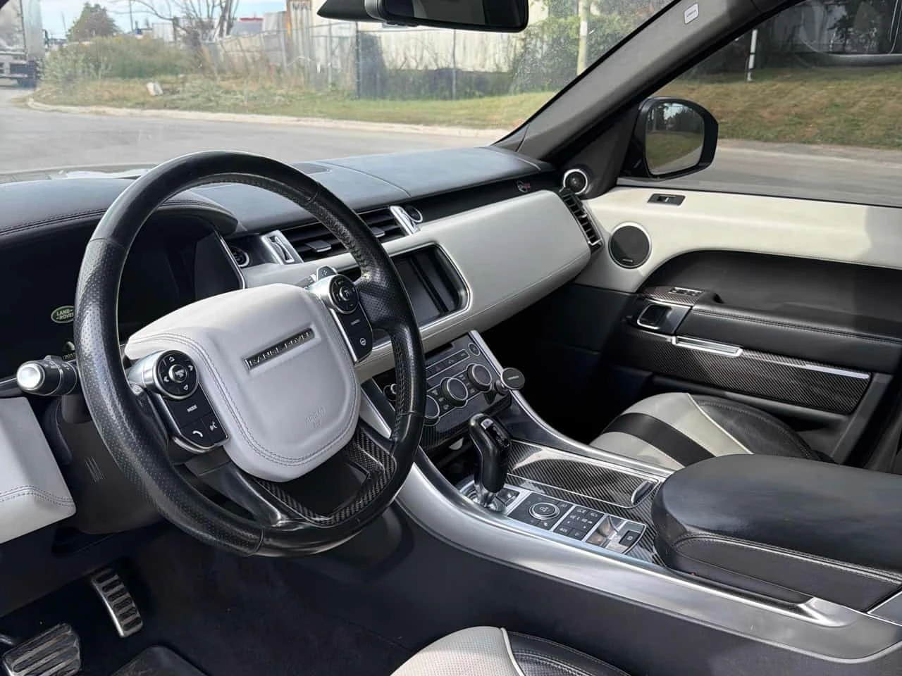 Land Rover Range Rover Sport SVR * V8 Supercharged * CARFAX * , снимка 5 - Автомобили и джипове - 56161908