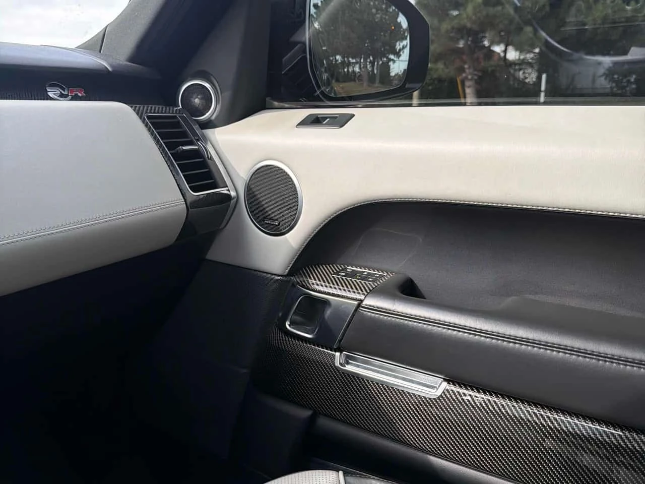 Land Rover Range Rover Sport SVR * V8 Supercharged * CARFAX * , снимка 10 - Автомобили и джипове - 56161908