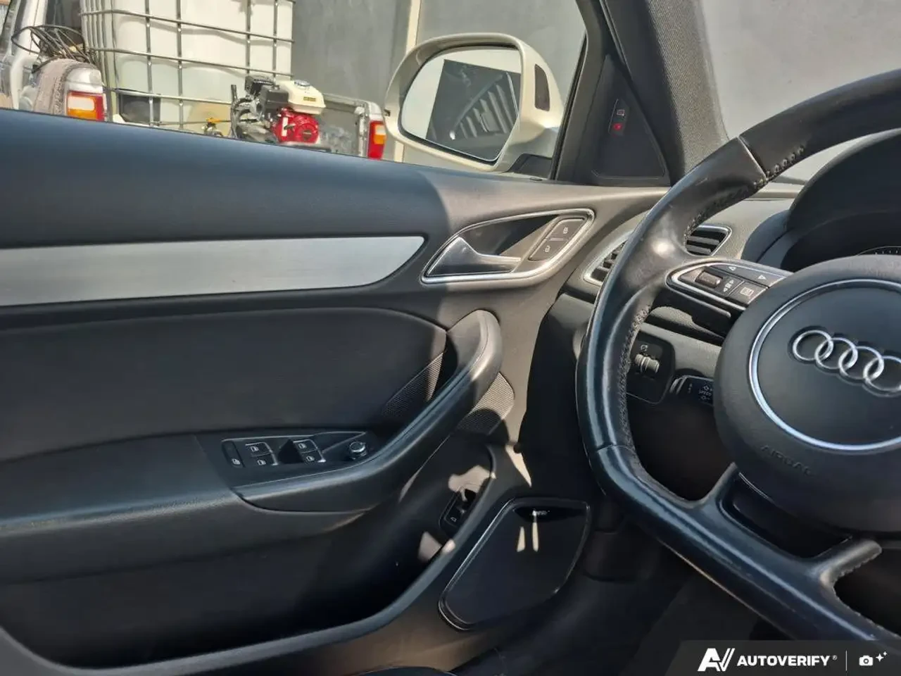 Audi Q3, снимка 15 - Автомобили и джипове - 56226874