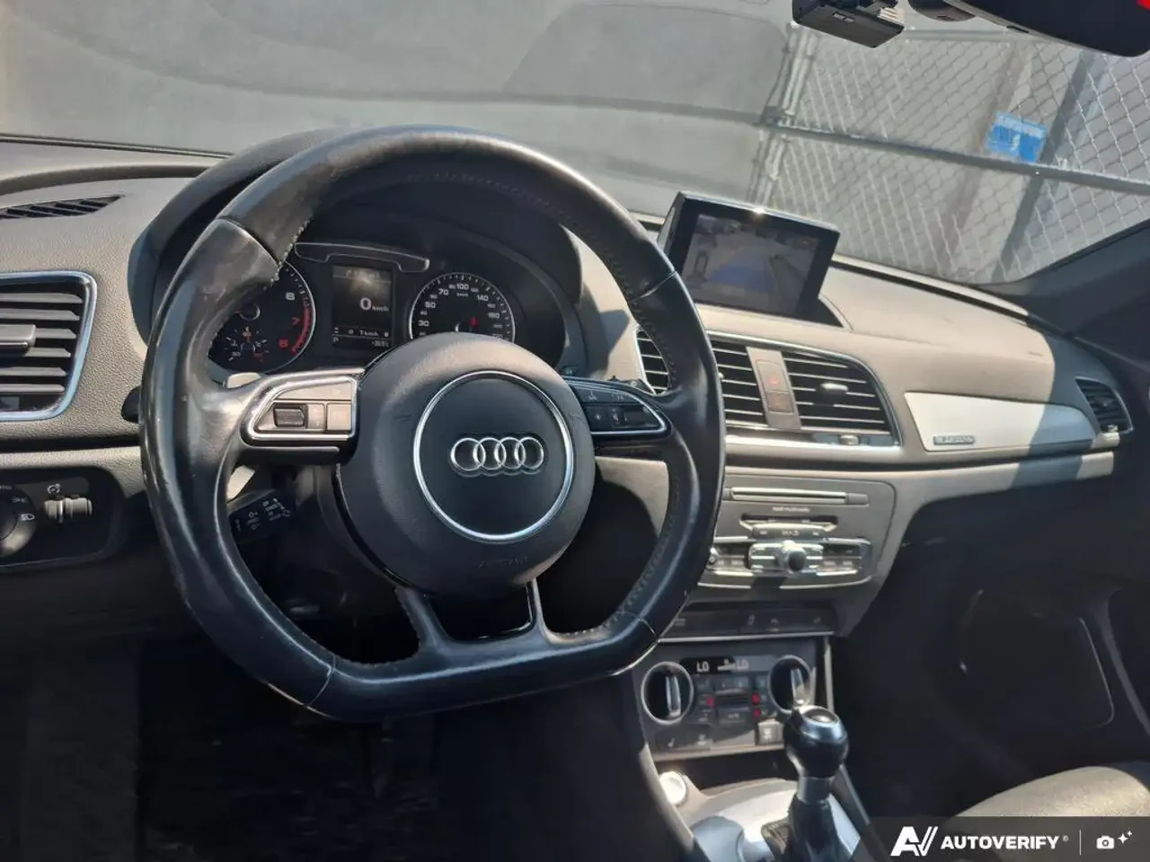 Audi Q3, снимка 11 - Автомобили и джипове - 56226874