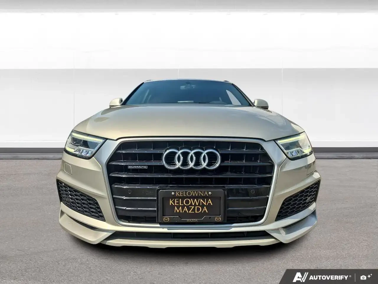 Audi Q3, снимка 2 - Автомобили и джипове - 56226874