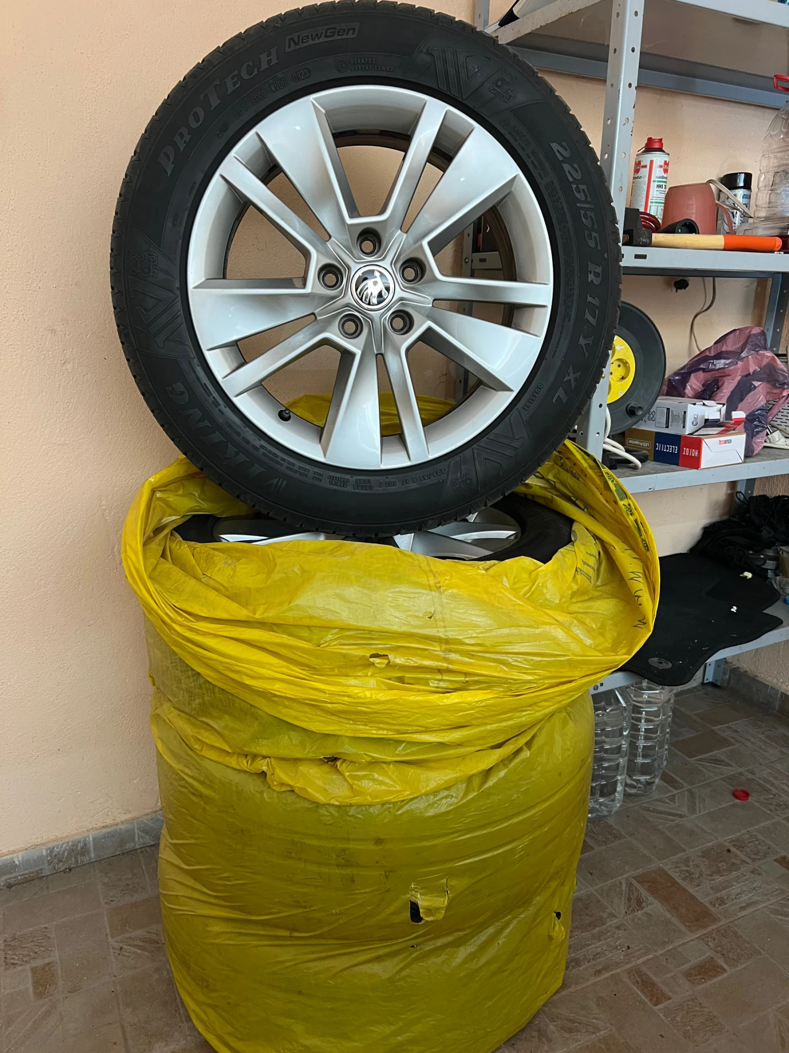 Skoda Karoq SUV 4х4, снимка 4 - Автомобили и джипове - 56564298
