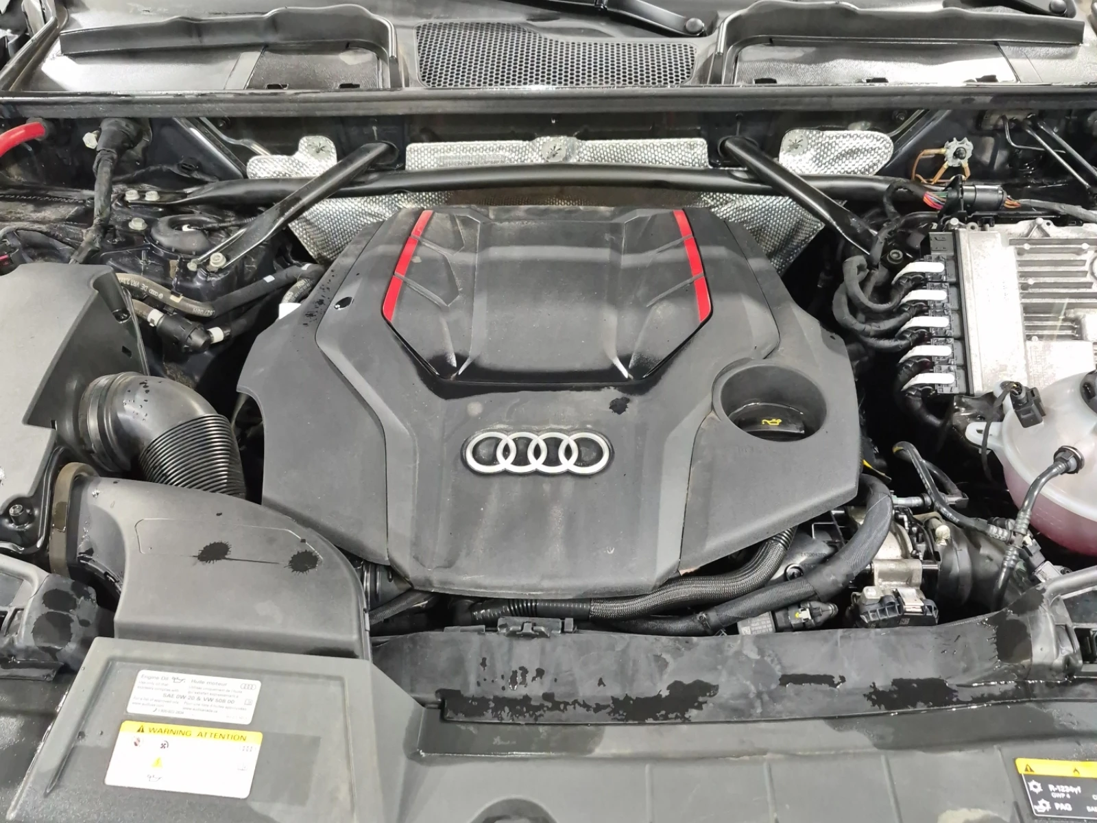 Audi SQ5 Technik / АВТОКРЕДИТ, снимка 17 - Автомобили и джипове - 56741991