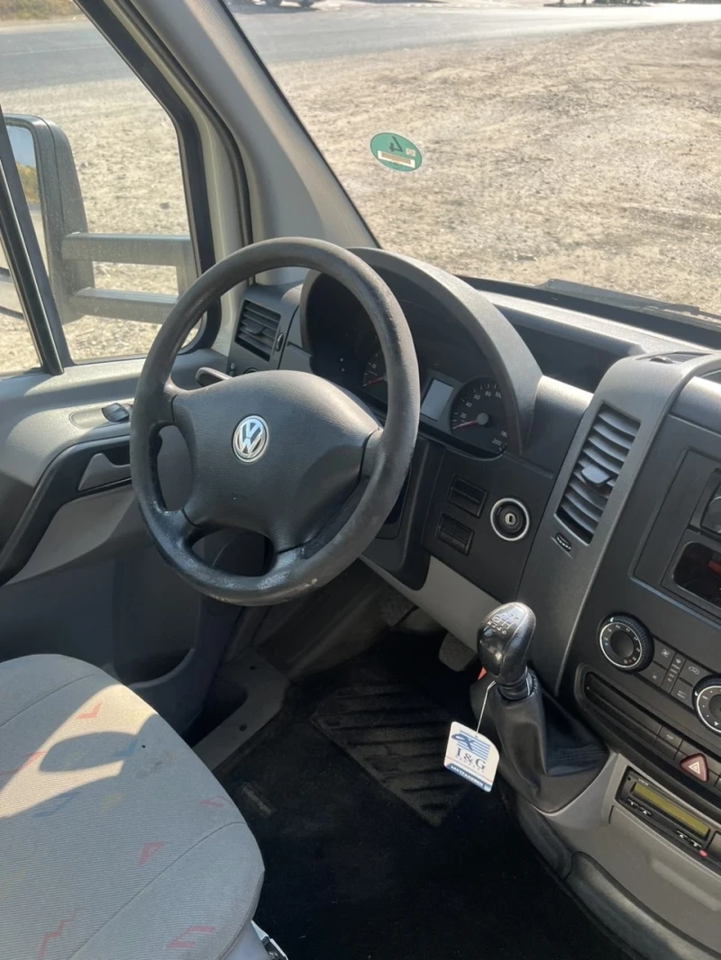 VW Crafter 2.5TDI, снимка 10 - Бусове и автобуси - 46825024