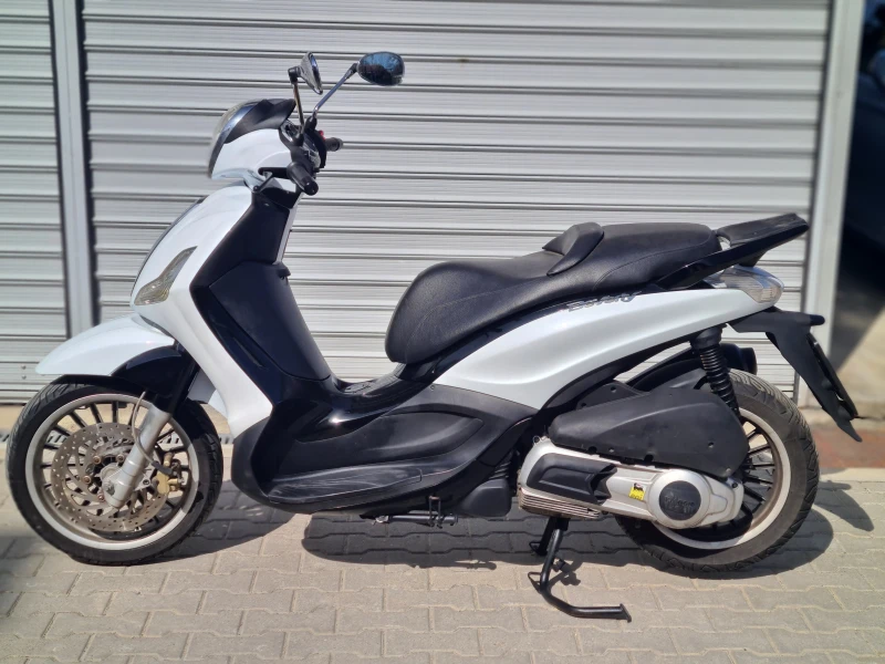 Piaggio Beverly 300i 2015г, снимка 5 - Мотоциклети и мототехника - 49471630