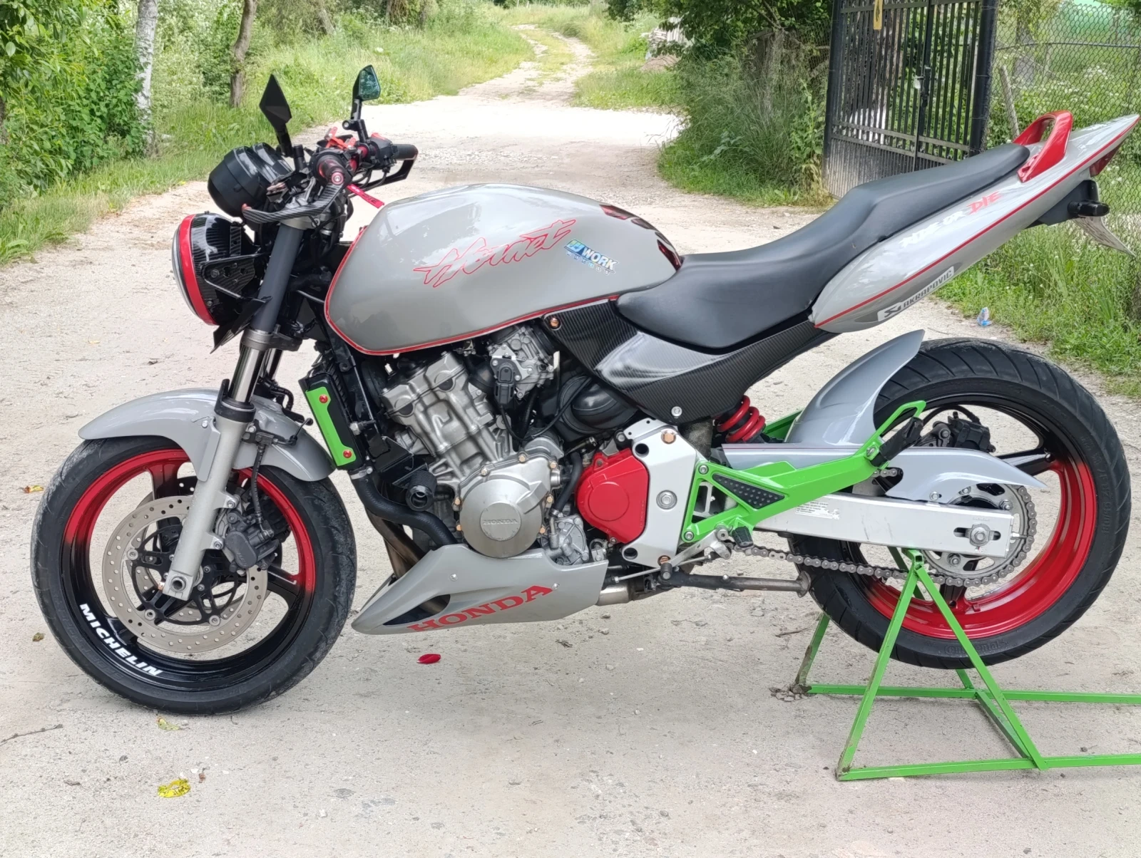 Honda Hornet NARDO GREY 