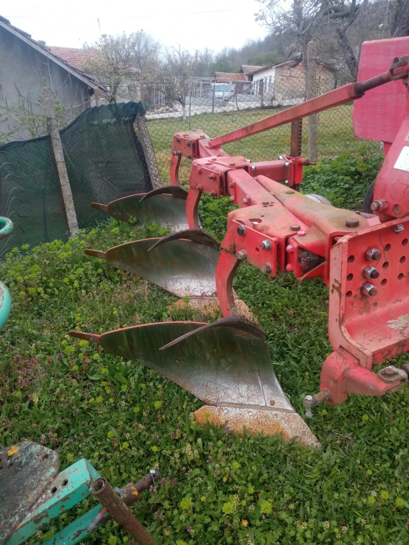 Плуг Vogel & Noot 3 корпусен, снимка 5 - Селскостопанска техника - 52417085