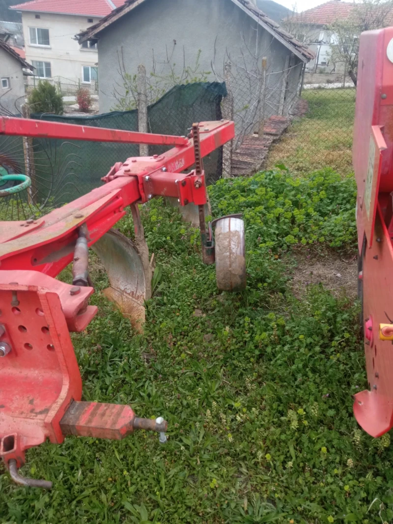 Плуг Vogel & Noot 3 корпусен, снимка 3 - Селскостопанска техника - 52417085