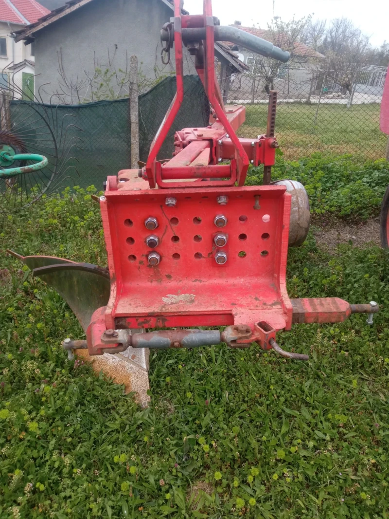 Плуг Vogel & Noot 3 корпусен, снимка 2 - Селскостопанска техника - 52417085