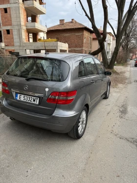 Mercedes-Benz B 180, снимка 4