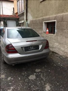 Mercedes-Benz E 220 2.2 cdi на части - [4] 