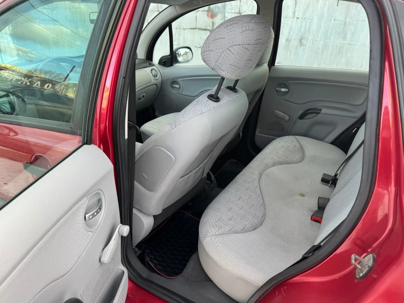 Citroen C3, снимка 10 - Автомобили и джипове - 48213445