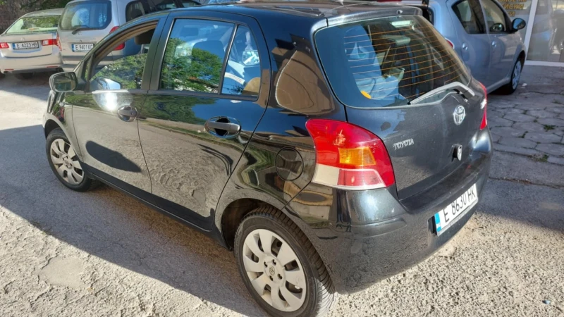 Toyota Yaris, снимка 3 - Автомобили и джипове - 48650297