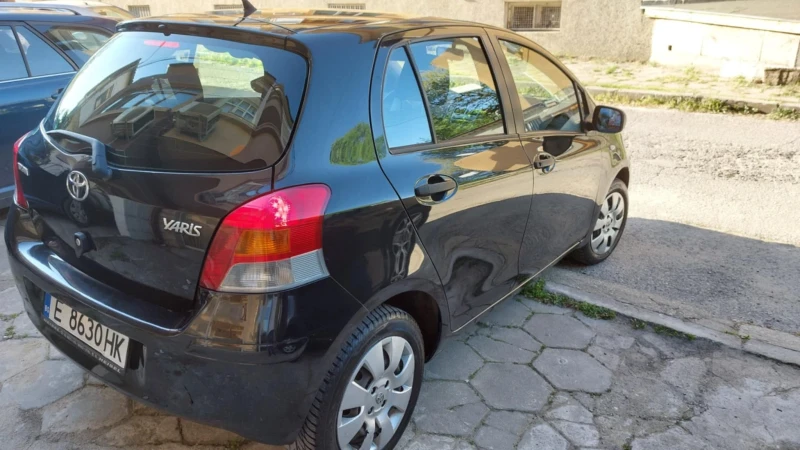 Toyota Yaris, снимка 4 - Автомобили и джипове - 48650297