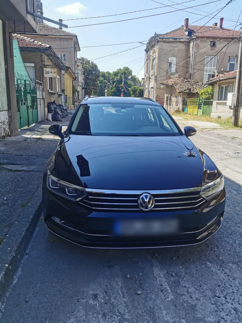 VW Passat, снимка 1 - Автомобили и джипове - 48699160