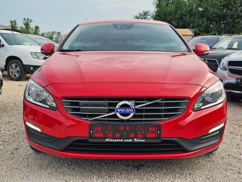 Volvo V60 2.0D, 120к.с., Facelift , снимка 2 - Автомобили и джипове - 51460788
