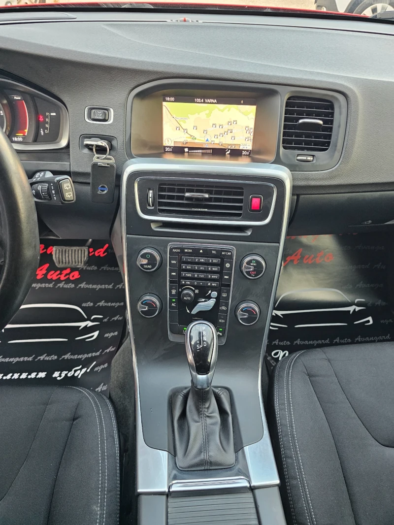 Volvo V60 2.0D, 120к.с., Facelift , снимка 11 - Автомобили и джипове - 51460788