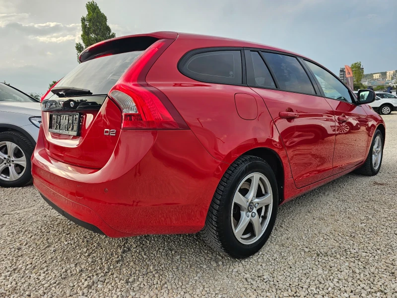 Volvo V60 2.0D, 120к.с., Facelift , снимка 4 - Автомобили и джипове - 51460788