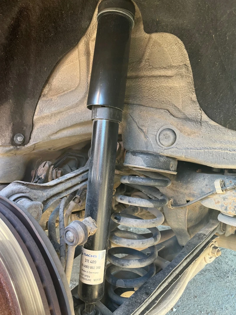 BMW 320, снимка 6 - Автомобили и джипове - 52205196