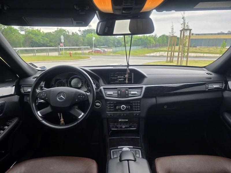 Mercedes-Benz E 350, снимка 7 - Автомобили и джипове - 52007971