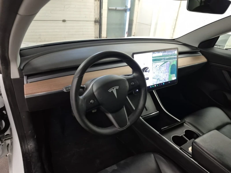 Tesla Model 3 * LONG RANGE * CARFAX * БЕЗ ПЪРВОНАЧАЛНА ВНОСКА, снимка 9 - Автомобили и джипове - 52842213