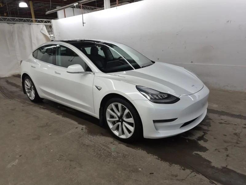 Tesla Model 3 * LONG RANGE * CARFAX * БЕЗ ПЪРВОНАЧАЛНА ВНОСКА, снимка 2 - Автомобили и джипове - 52842213