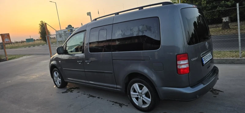 VW Caddy Maxi, снимка 5 - Автомобили и джипове - 52848394