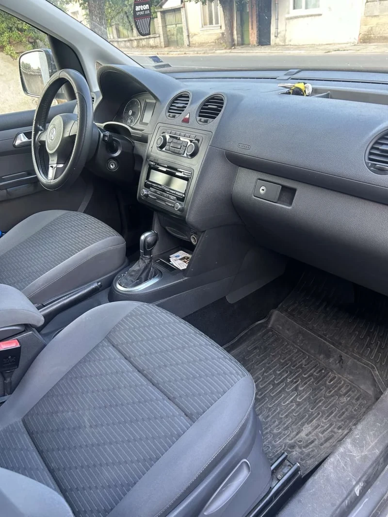 VW Caddy Maxi, снимка 6 - Автомобили и джипове - 52848394