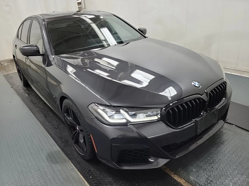 BMW 550  XDRIVE * CARFAX * БЕЗ ПЪРВОНАЧАЛНА ВНОСКА, снимка 2 - Автомобили и джипове - 53089254