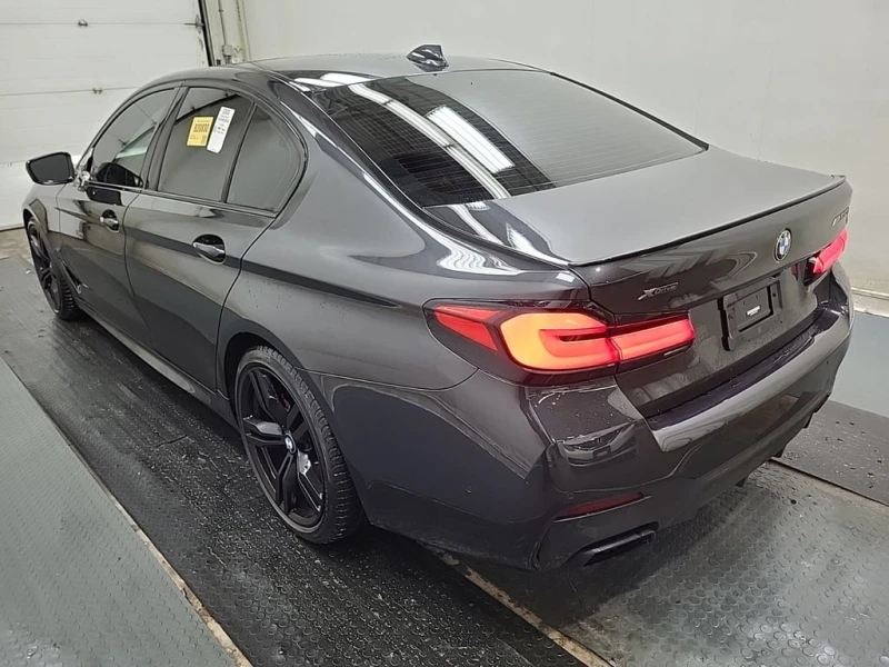 BMW 550  XDRIVE * CARFAX * БЕЗ ПЪРВОНАЧАЛНА ВНОСКА, снимка 4 - Автомобили и джипове - 53089254