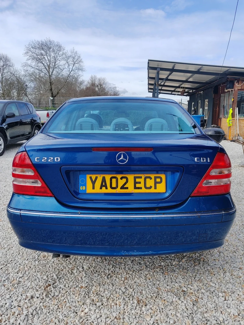 Mercedes-Benz C 220 2.2, 143к.с., снимка 6 - Автомобили и джипове - 53284998