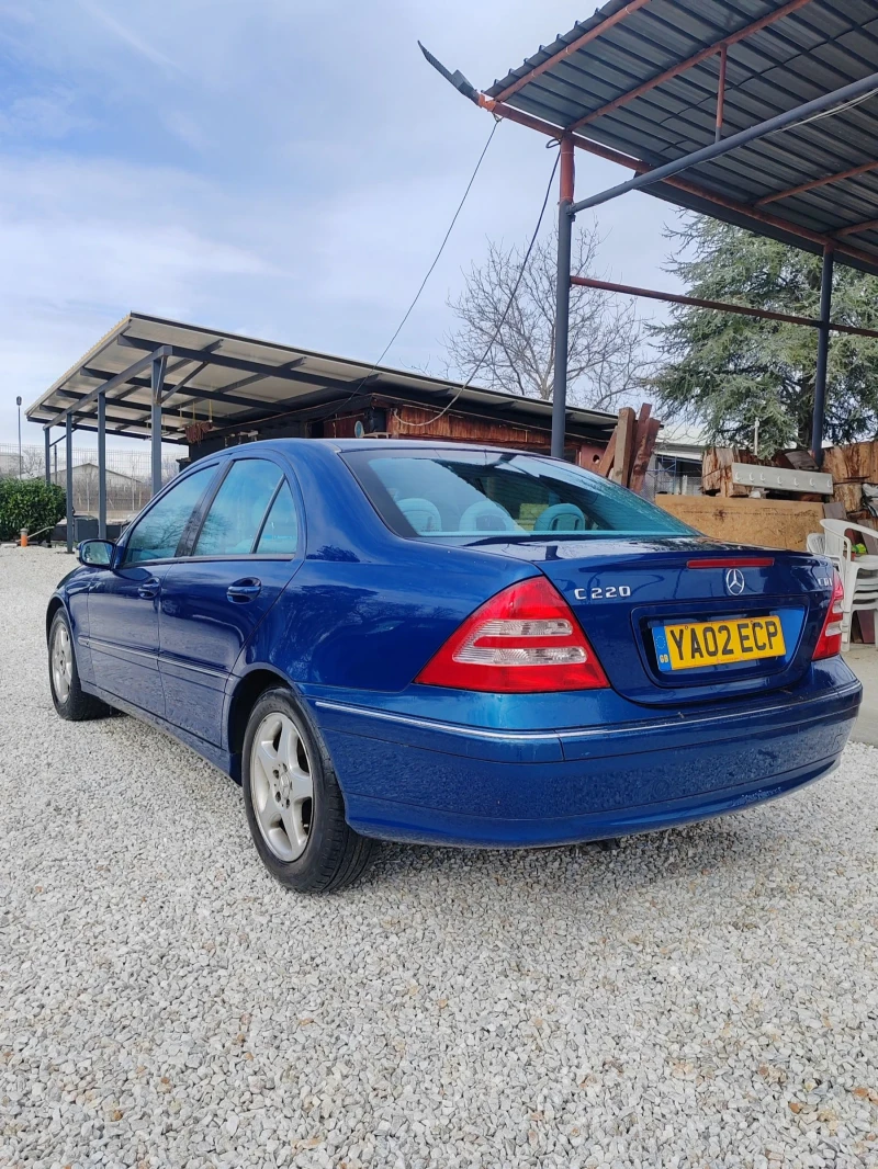 Mercedes-Benz C 220 2.2, 143к.с., снимка 4 - Автомобили и джипове - 53284998