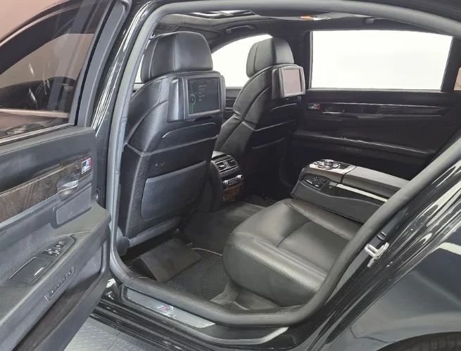 BMW 750 | Mobile.bg   10