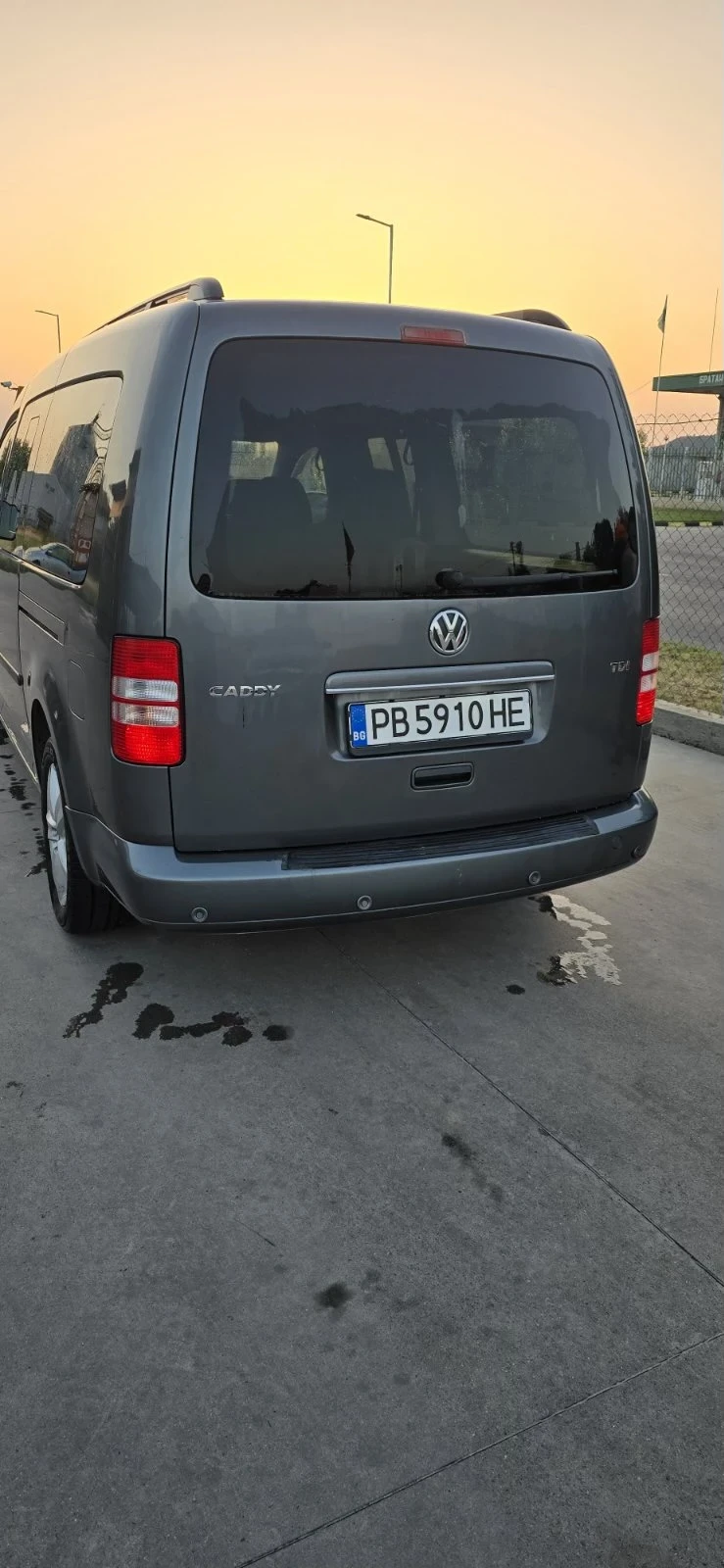 VW Caddy Maxi, снимка 4 - Автомобили и джипове - 52848394