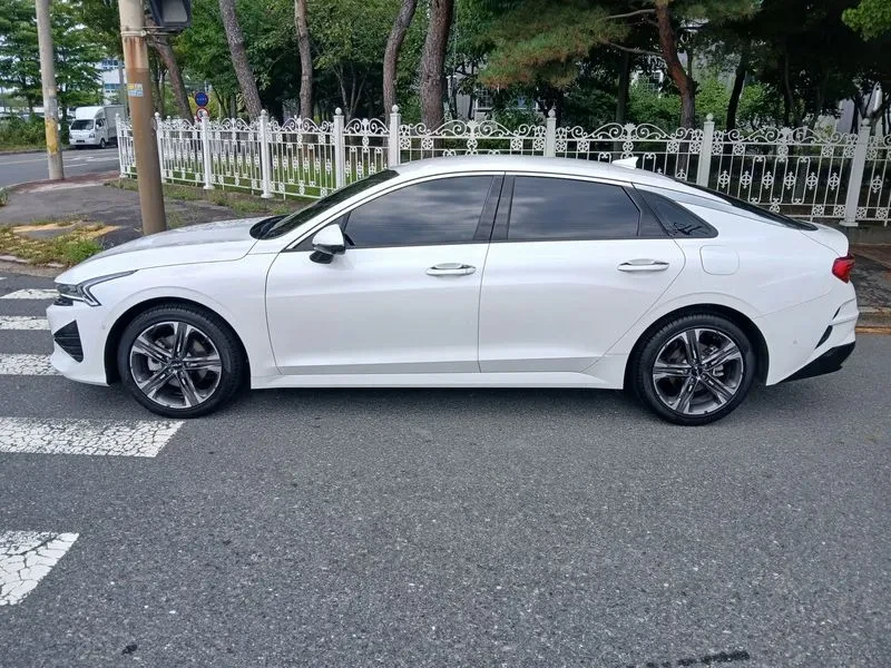 Kia K5 2.0 Signature, снимка 6 - Автомобили и джипове - 55739105