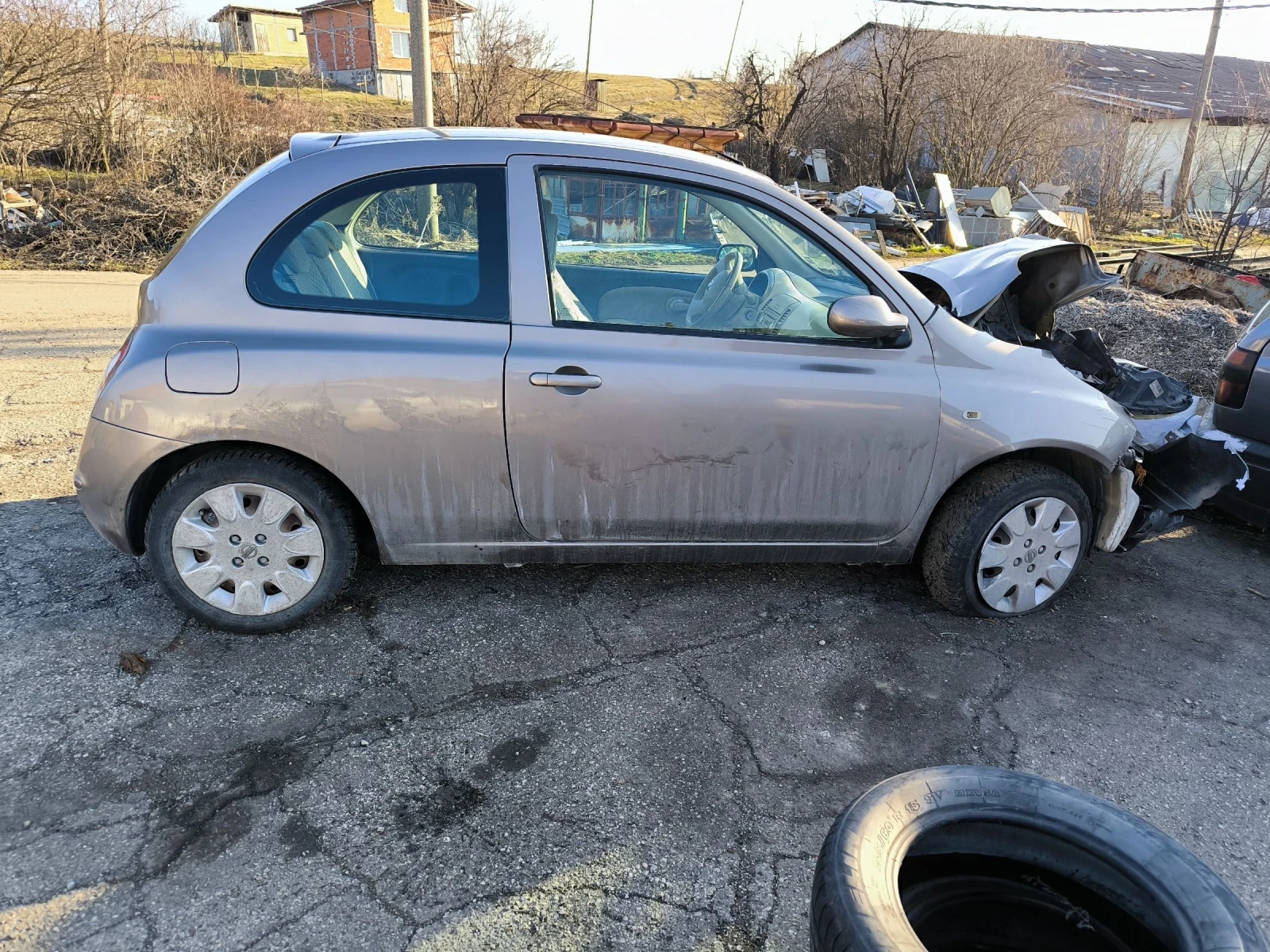 Nissan Micra  - изображение 7