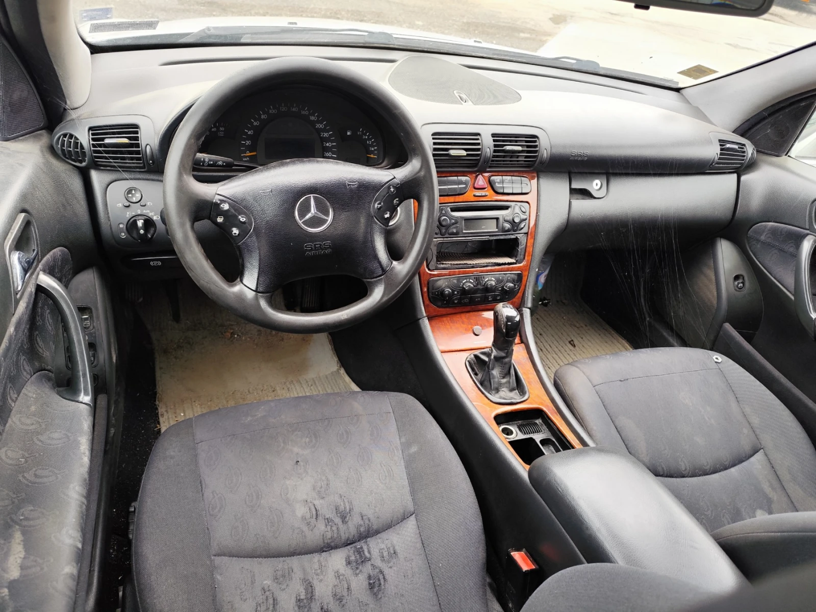 Mercedes-Benz C 220 2.0CDI - изображение 5