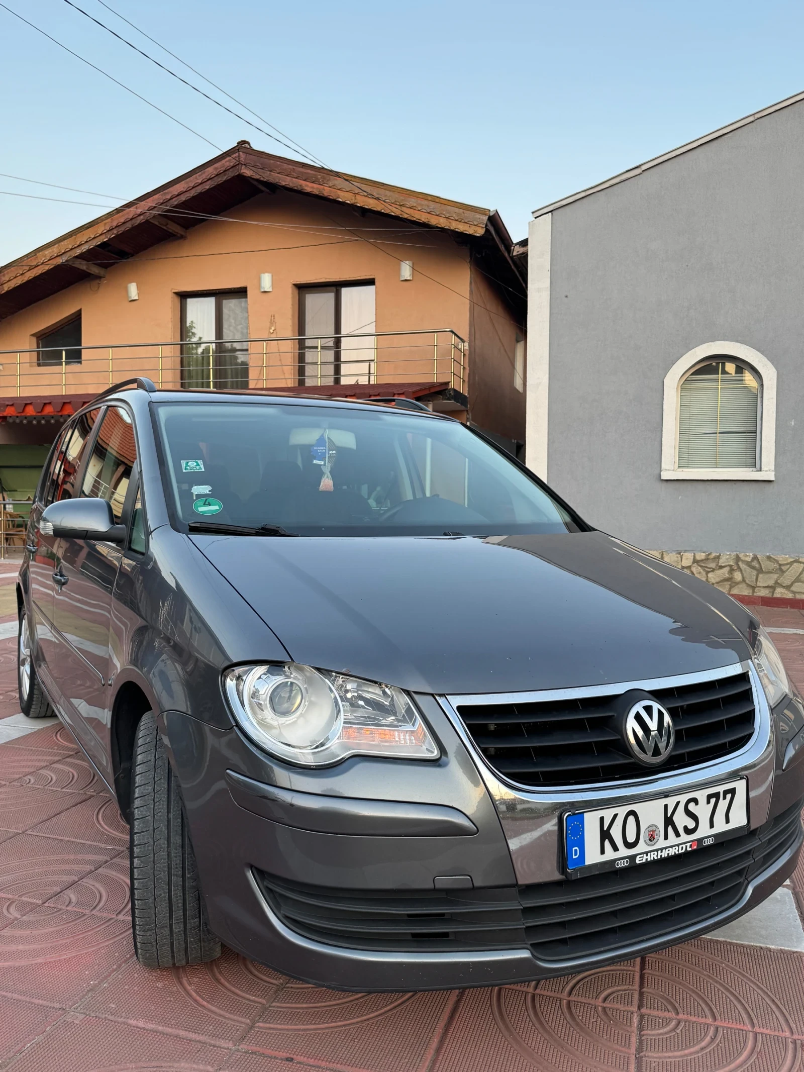 VW Touran 2.0 Tdi - изображение 2