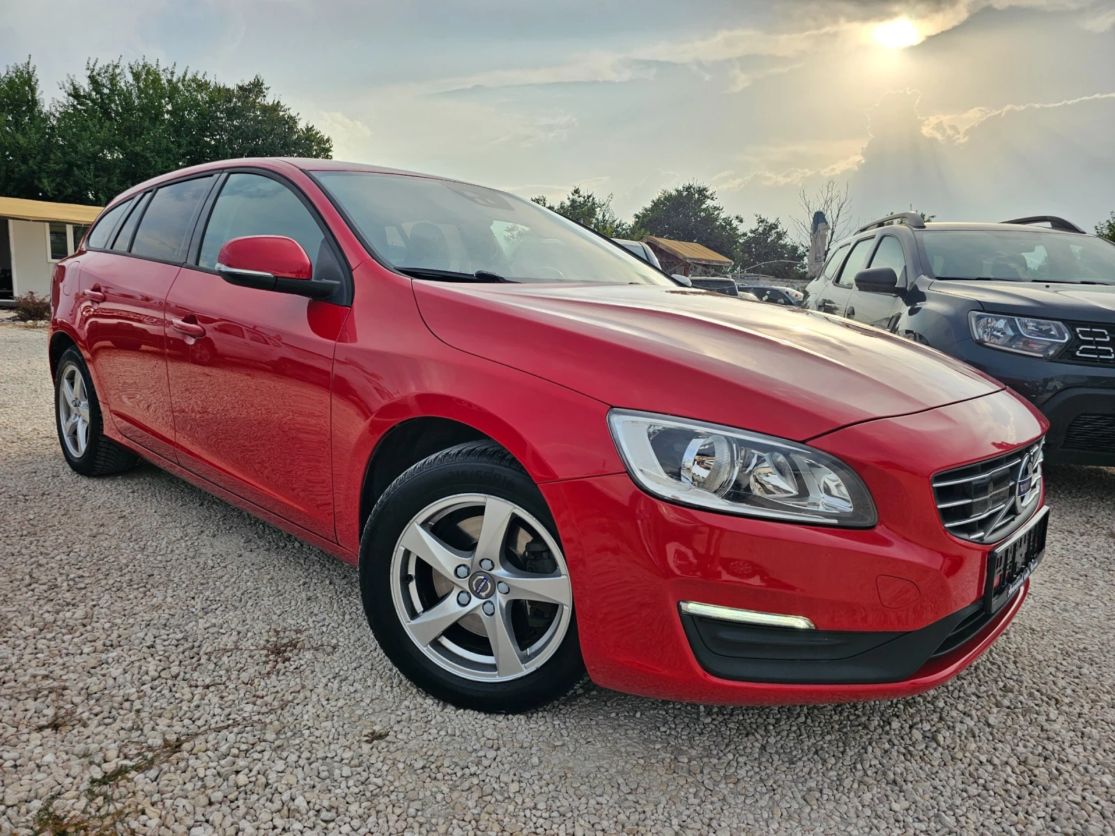 Volvo V60 2.0D, 120к.с., Facelift  - изображение 3