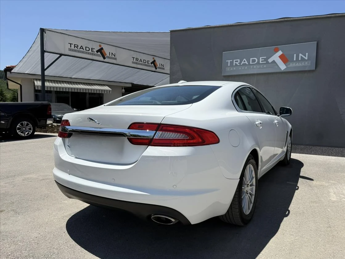 Jaguar Xf 2.2d - изображение 4