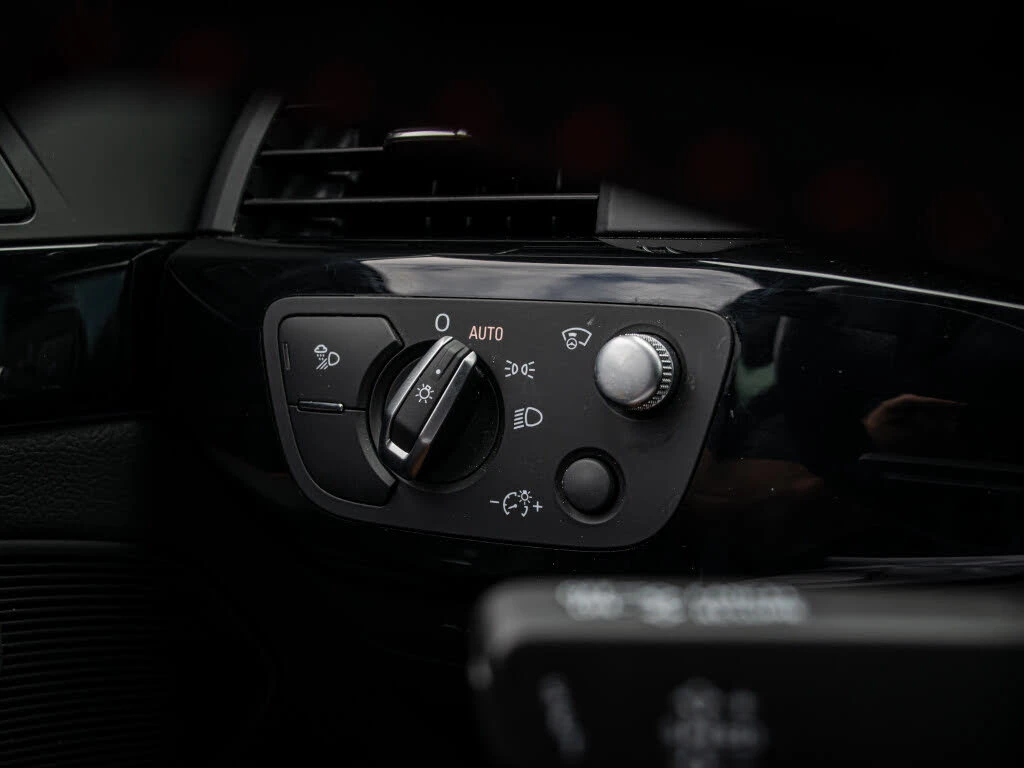 Audi A4 Quattro* Technik* АвтоКредит* (Цена до БГ) - изображение 10