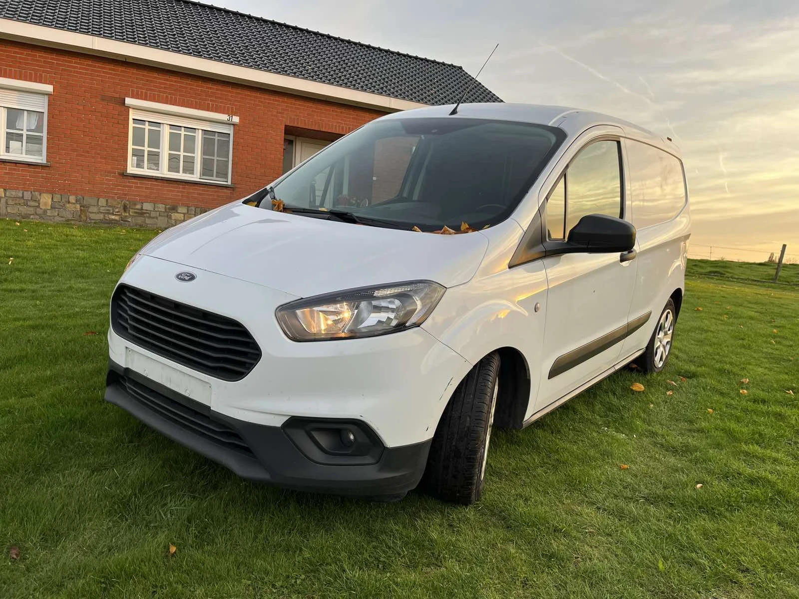 Ford Tourneo Connect Ford Tourneo Connect 1.5 TDCi  - изображение 3